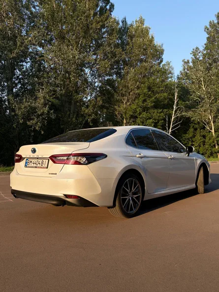 Toyota Camry 2022 - 4