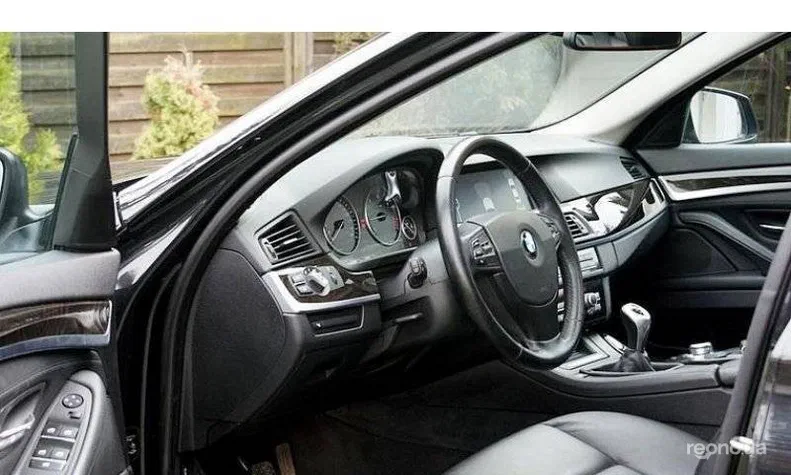 BMW 5 серія 2010 - 1