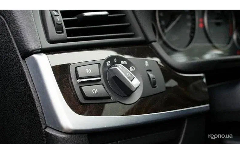 BMW 5 серія 2010 - 3