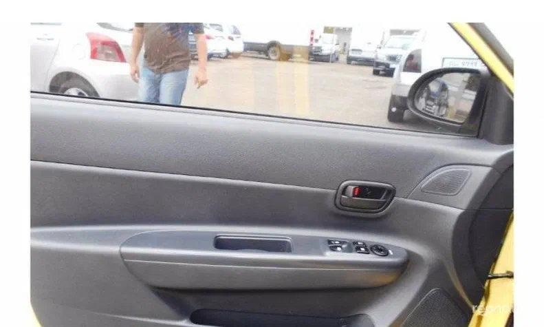 Hyundai Accent 2008 - 6