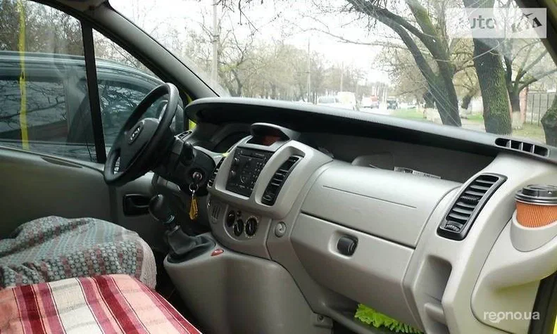 Opel Vivaro 2004 - 5