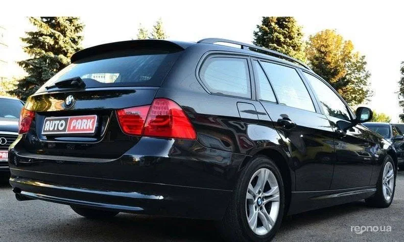 BMW 3 серія 2010 - 10