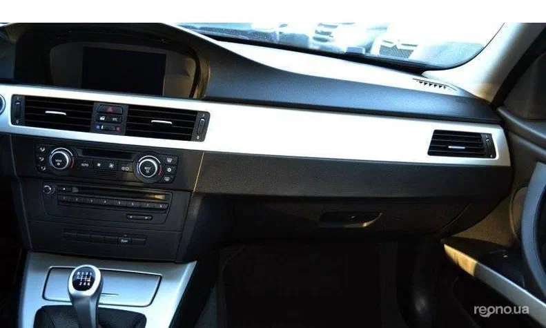 BMW 3 серія 2010 - 6