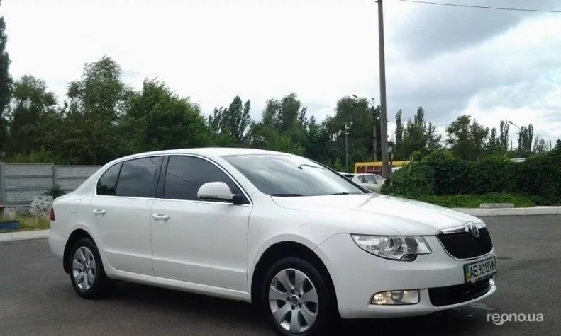 Skoda Superb 2011 - 7