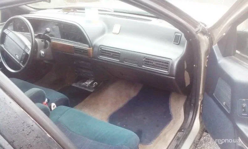 Ford Taurus 1989 - 2