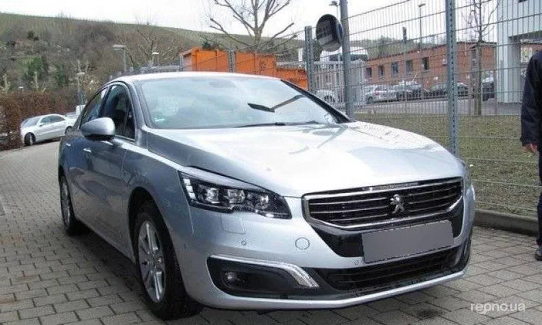 Peugeot 508 2015 - 2