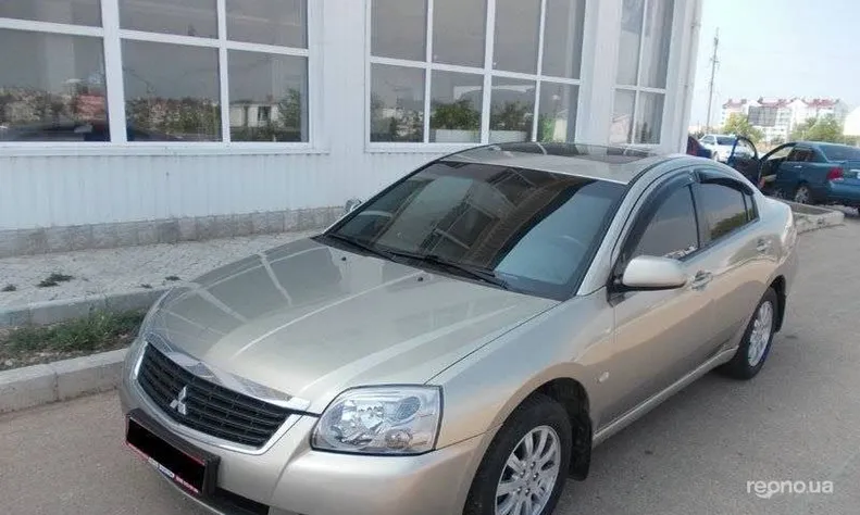 Mitsubishi Galant 2009