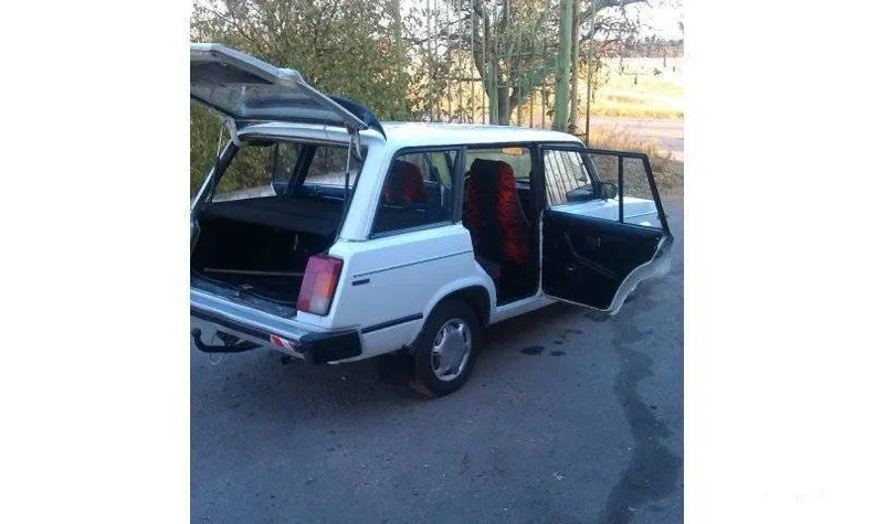 Lada (ВАЗ) 2104 1990 - 16