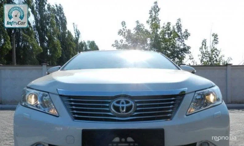 Toyota Camry 2015 - 3