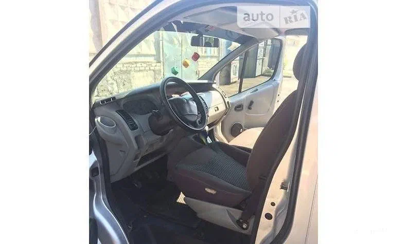 Renault Trafic 2004 - 4