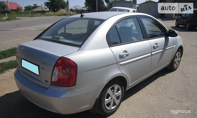 Hyundai Accent 2007 - 18