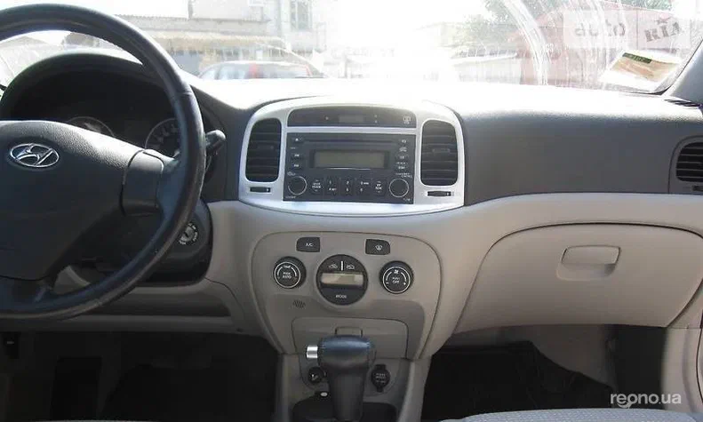 Hyundai Accent 2007 - 14