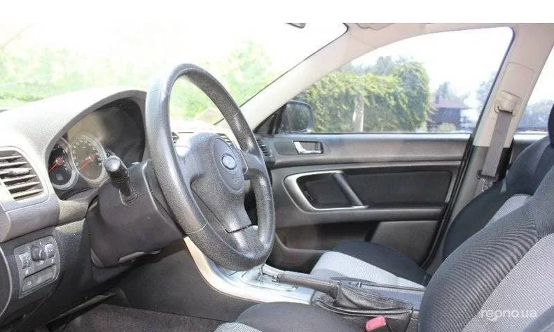 Subaru Legacy 2005 - 13