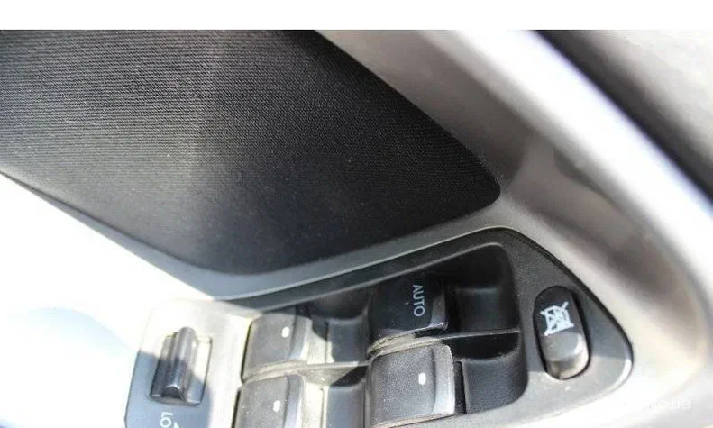 Subaru Legacy 2005 - 12