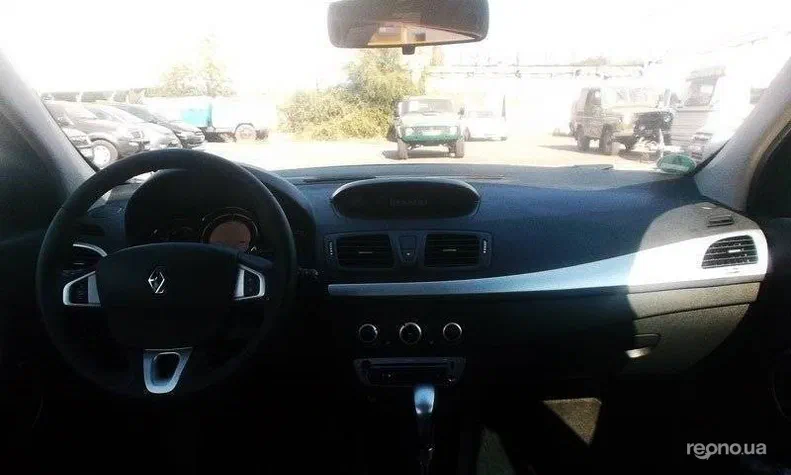 Renault Megane 2012 - 25