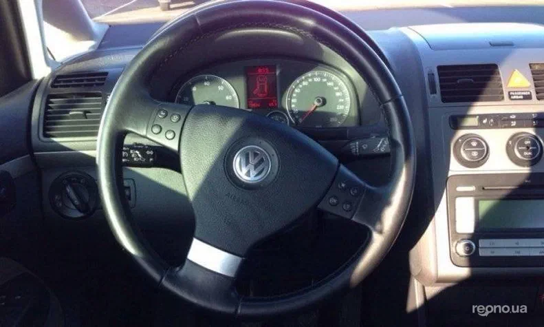 Volkswagen Touran 2008 - 9