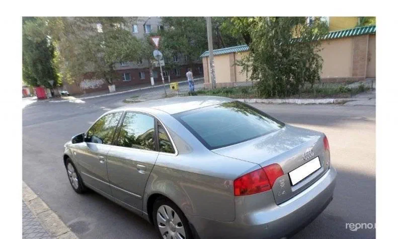 Audi A4 2005 - 6