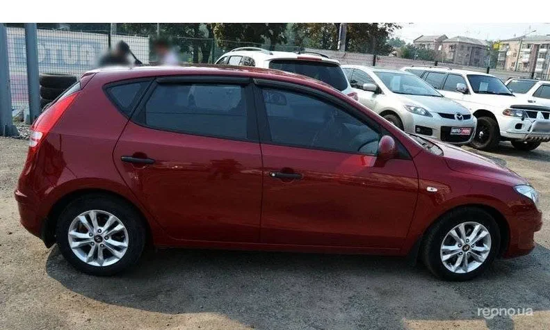 Hyundai i30 2010 - 17