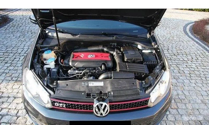 Volkswagen Golf 2010 - 5