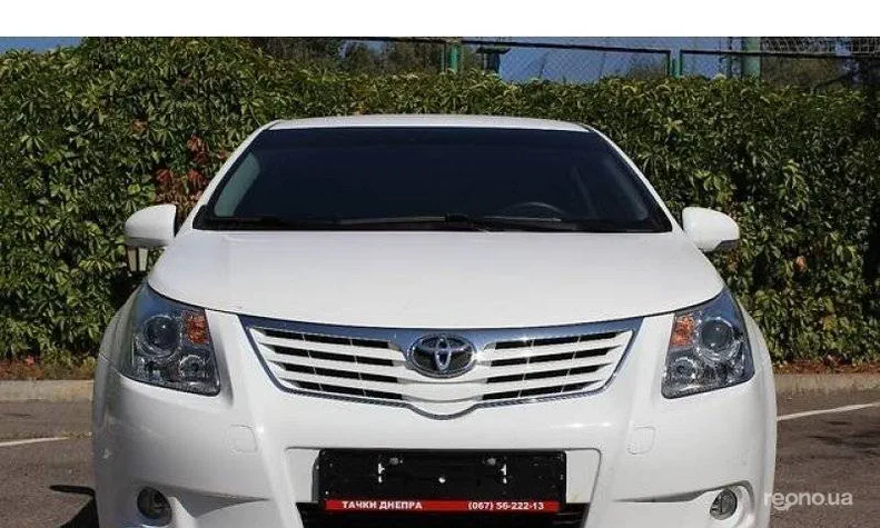 Toyota Avensis 2011 - 0