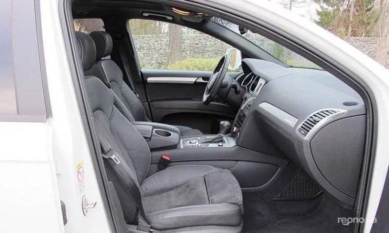 Audi Q7 2010 - 4