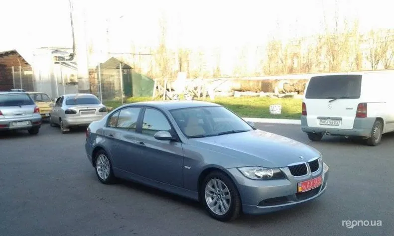 BMW 320 2007 - 5