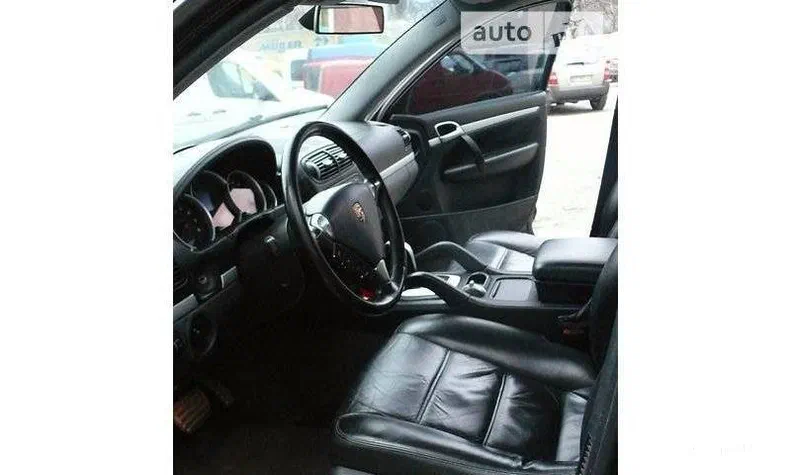 Porsche Cayenne 2003 - 8