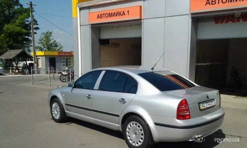 Skoda Superb 2005 - 0