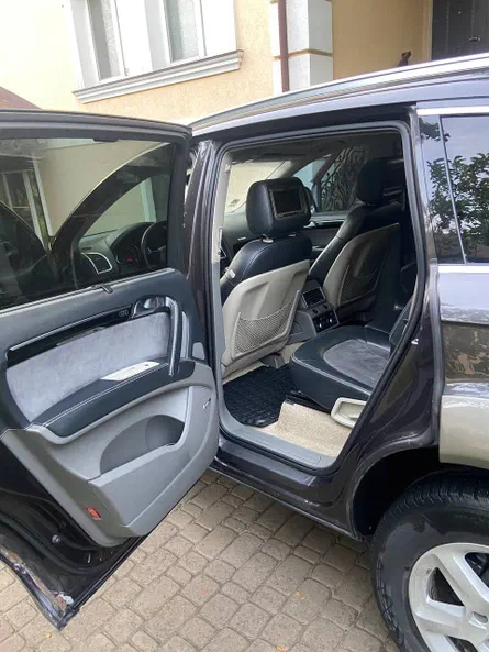 Audi Q7 2007 - 9
