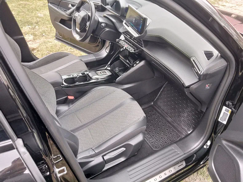 Peugeot 2008 2022 - 15