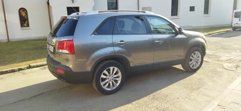 Kia Sorento 2012 - 8