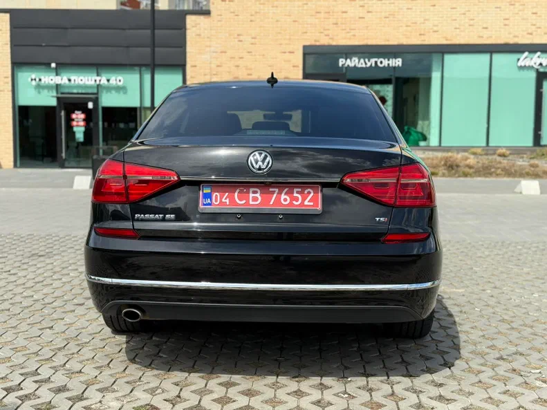 Volkswagen Passat 2016 - 12