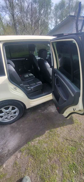 Volkswagen Touran 2015 - 13