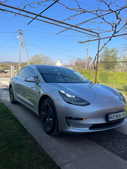 Tesla Model 3 2018