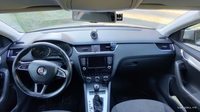 Skoda Octavia 2015 - 13