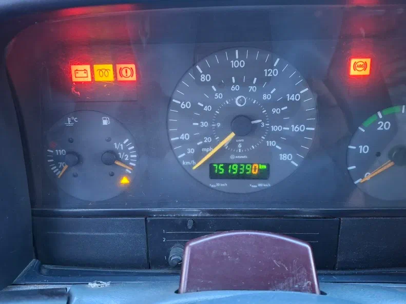 Mercedes-Benz 312D 1998 - 17