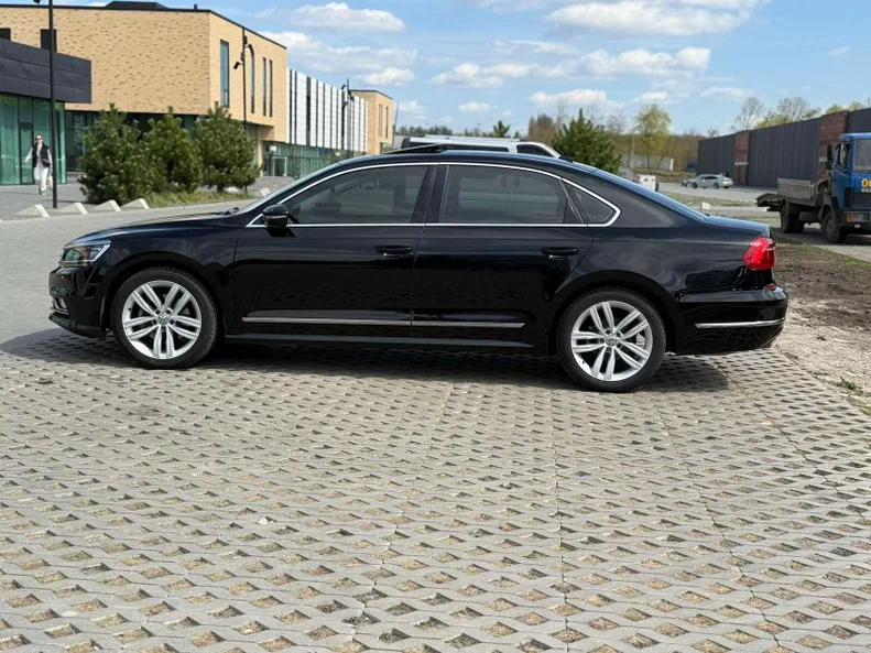 Volkswagen Passat 2016 - 10