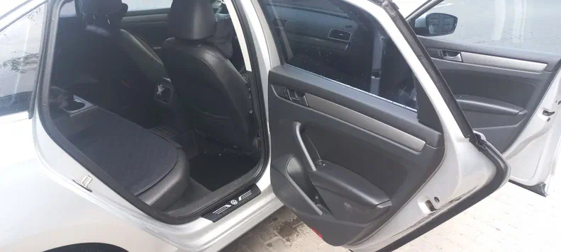 Volkswagen Passat 2014 - 9