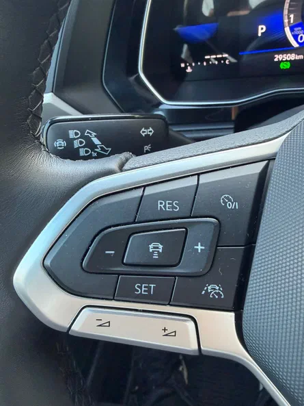 Volkswagen Jetta 2023 - 16