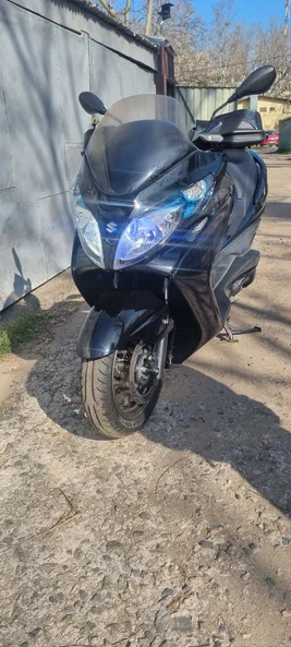 Suzuki Burgman (SkyWave) 400 2014 - 9