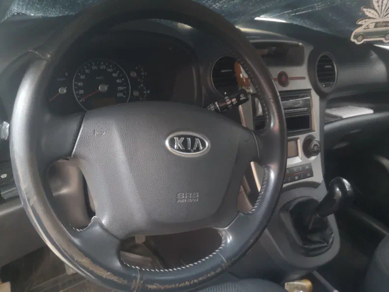 Kia Carens 2008 - 5