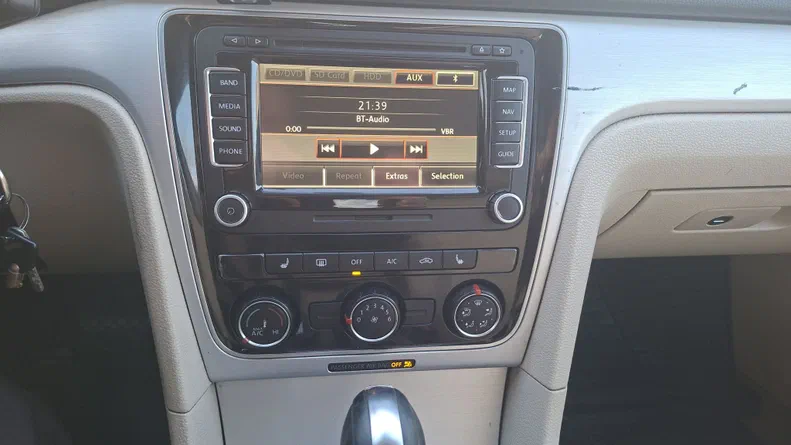 Volkswagen Passat 2013 - 10