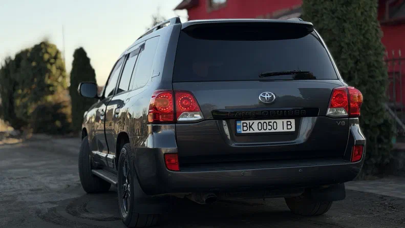 Toyota Land Cruiser 2012 - 12