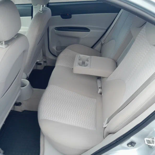 Hyundai Accent 2008 - 18