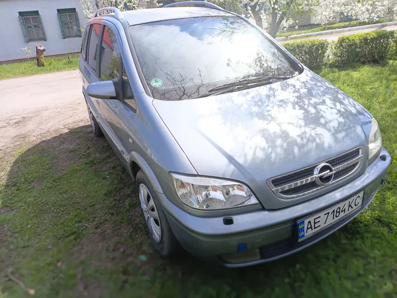 Opel Zafira 2004