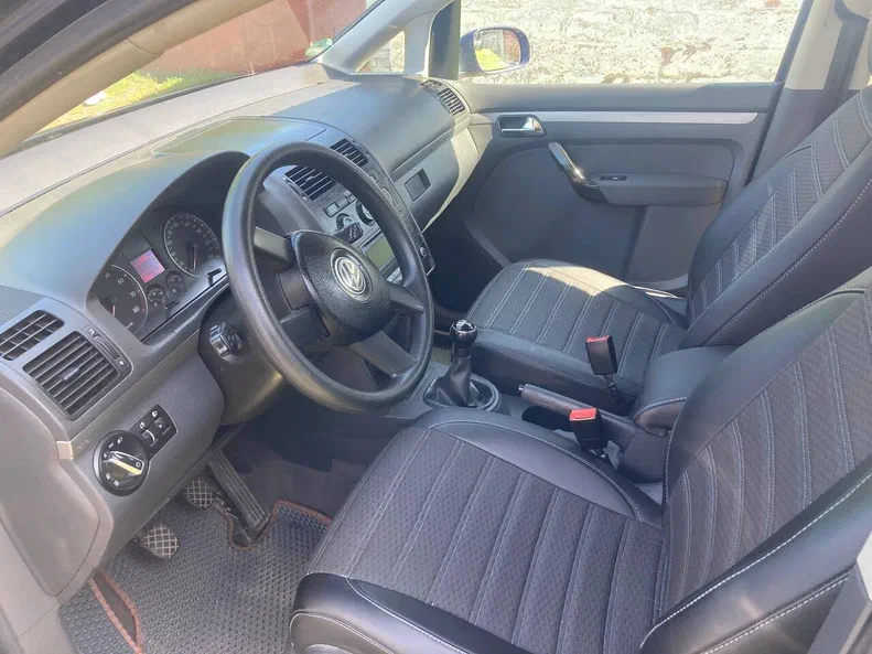 Volkswagen Touran 2003