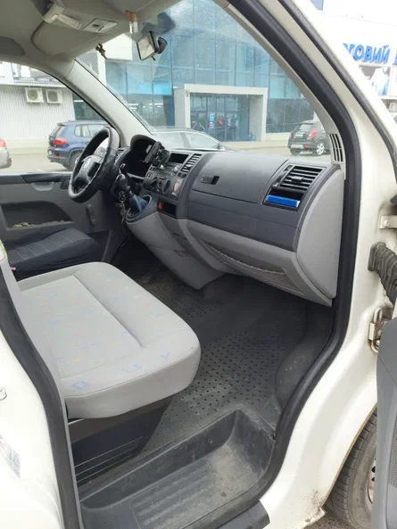 Volkswagen Transporter 2007 - 8