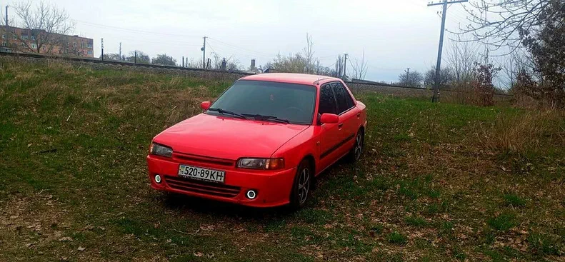 Mazda 323 1993