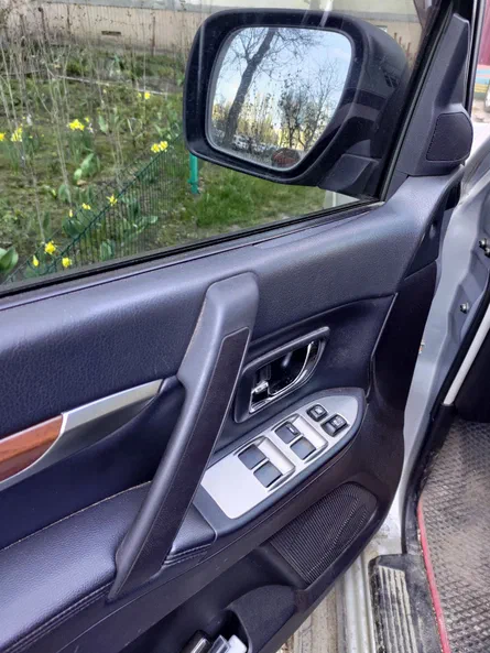 Mitsubishi Pajero 2008