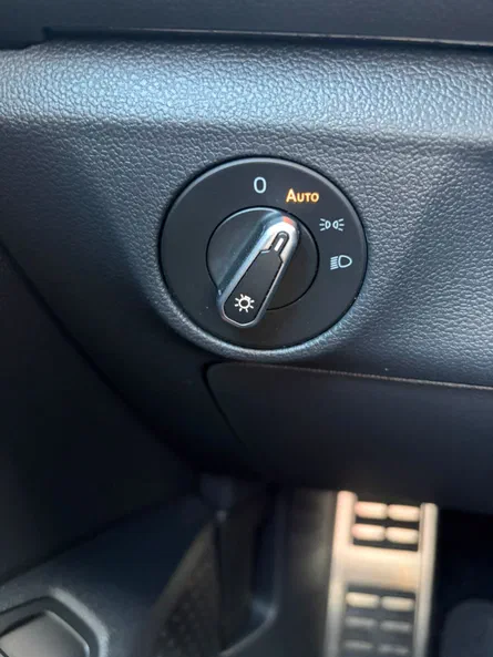 Volkswagen Jetta 2023 - 19